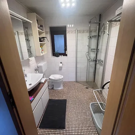 Familienhaus Fuer 6 Personen Holiday home *