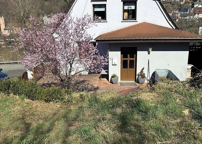 Familienhaus Fuer 6 Personen *